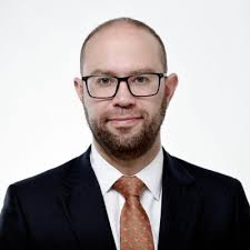 Esteban Rubio (@EstebanRubio77)