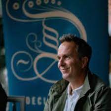 Michael paul vaughan is an english cricket commentator and former cricketer, who played all forms of the latest tweets from michael vaughan (@ michaelvaughan ). Michael Vaughan Michaelvaughan Twitter