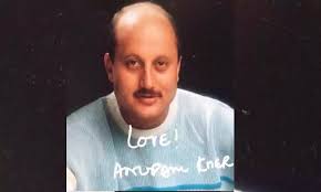 His father was pushkarnath kher, a clerk. The Story Behind The Throwback Picture Of Anupam Kher