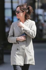 Dakota's best red carpet style moments read article Dakota Johnson Daily On Twitter Short Hair Dakotajohnson