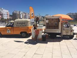 Plage De Caparica Savourez De Delicieux Beignets Chez Berlineta