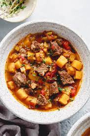 Get ready to combat the upcoming cold weather with these vegetarian soups made in instant pot. Instant Pot Vegetable Beef Soup Primavera Kitchen