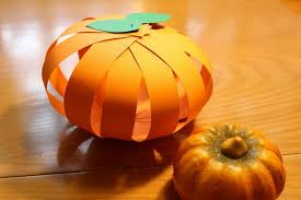 La calabaza de halloween, conocida por 'jack o' lantern',. Video Como Hacer Una Calabaza De Papel Para Halloween Manualidades