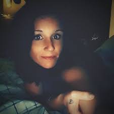 What is your niche? Do you post in groups?