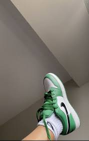 Pine Green Jordan 1 Lows In 2020 Hype Shoes Jordan Shoes Girls Custom Nike Shoes