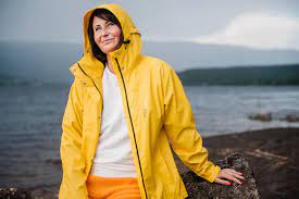 At the age of seventeen, she launched her career, appearing in various tv commercials. Nrk Programleder Line Andersen Raser Mot Sigdal Kommune Vg