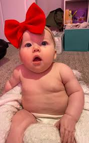 How to put picture inside silhouette?