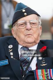 22 Ed Carter Edwards Photos & High Res Pictures