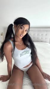 Marble girl blowjob and facial