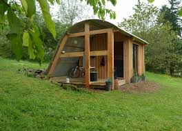 Wellblech Ist Kein Schoner Baustoff Dieses Gartenhaus Uberzeugt Uns Vom Gegenteil Wohne Im Tiny House Winzige Hauser Haus