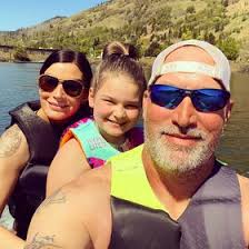 Amber Strain (larie00)