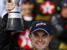 Edwards is edged by Mears