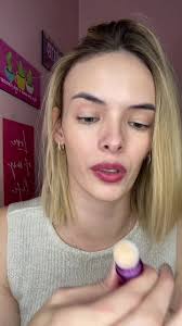 errando o tom só pra não perder o costume 🤡 #belezatiktok #maquiagem  #cosmeticos #testandoprodutos