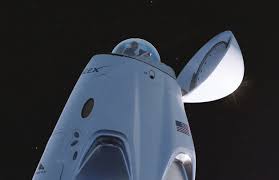 В пятницу, 23 апреля, компания илона маска spacex запустила ракету falcon 9 с пилотируемым кораблем crew dragon. Spacex Crew Dragon Spacecraft To Get A Glass Dome For Panoramic Views Laptrinhx