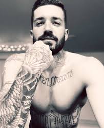 WOMEN ONLY, preferably plus size women and is open to transgender women***  Hello I am posting