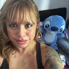 What are your experiences with lucid dreaming and flying saucers?