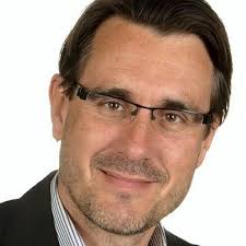 Ramon Martin-Guart (@RMGUART)