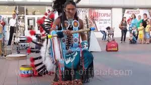 Live Rain Dance Native American Music Wuauquikuna Live Youtube Native American Music Dancing In The Rain Live Rain