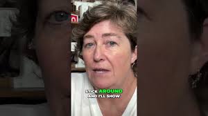 EXPERT Level Flower Photo Editing from LUMINAR NEO