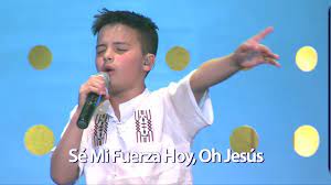 Juanse Laverde A Tus Pies Como Dijiste La Gloria De Dios Cover Como Mirarte Adexe Y Nau Fotos La Voz Kids
