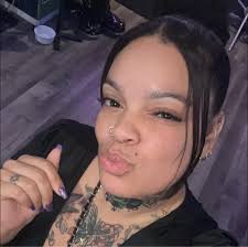 Free Acrylic Paint Set with Canvas and Brushes in Tri-Cities, WA