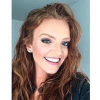 Michelle Barrett's Instagram, Twitter & Facebook