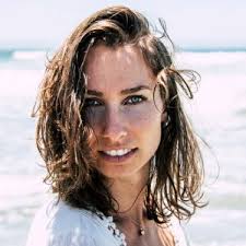 Anya Ritter's Instagram, Twitter & Facebook