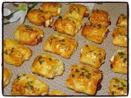 Je Vous Partage Une Idee De Petits Feuilletes Pour L Aperitif Ils Sont Tres Simple A Realiser Et Vous Verrez Ils Regale Feuilletes Aperitif Aperitif Recette