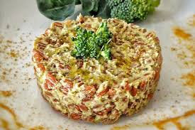 Cracked farro and broccoli salad. Tortino Di Farro Con Besciamella Di Mandorle E Crema Di Broccoli