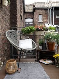 Mit Diesen Tipps Wird Ein Kleiner Balkon Zur Stadtoase Craftifair Wohnung Mit Balkon Einrichten Balkon Im Freien Kleiner Balkon