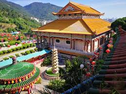 The temple creates an inexplicable impression the moment you set eyes on it. Kek Lok Si Temple Air Itam Tripadvisor