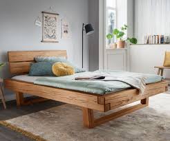 2x 38 x 100 x 2200 mm lägsseiten 2x 38 x 100 x 976 mm stirnseiten. Stabiles Balkenbett Aus Hochwertigem Wildeichenholz Rigolato