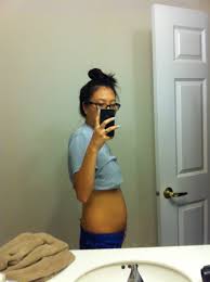 The dryness may become worse over your abdomen as your belly grows and the skin is stretched. 18 Weeks And 3 Days Yoona4
