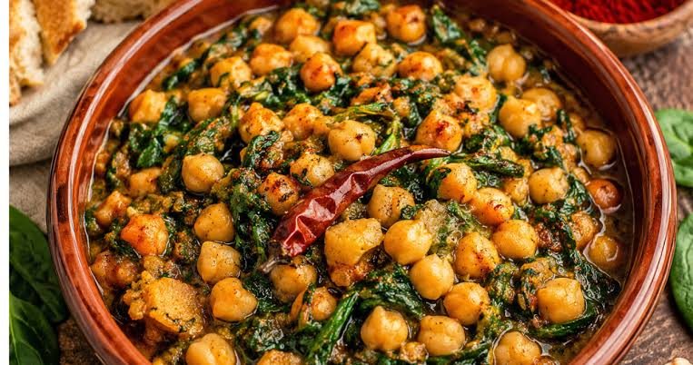 Best Espinacas Con Garbanzos Near Me