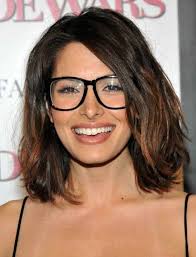 Prescription eyeglasses starting at $95. 25 Amazing Hairstyles With Glasses That You Can Try Today Beauty Epic Medium Length Hair Styles Medium Hair Styles Hairstyles With Glasses