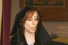 She is arguably the most popular singer in the arab world: Ø§ÙØ·Ø§Ø¦ÙØ© Ø§ÙØ±Ø­Ø¨Ø§ÙÙØ© ØªØªØµØ¯Ù ÙÙÙØªÙØ¯Ù ÙÙØ±ÙØ² ÙØ³ÙÙÙØ§ Ø§ÙÙØ¸Ø§Ù Ø§ÙØ³ÙØ±Ù ÙÙ ØºØ±ÙØ© Ø§ÙØ¹ÙÙÙØ§Øª Ø§ÙØ­Ø±Ø¨ÙØ© Ø§ÙÙØ¯Ø³ Ø§ÙØ¹Ø±Ø¨Ù