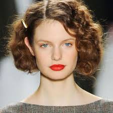 Coiffure Femme Courte Frisee