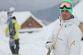 W 2009 roku porzucił narciarstwo na rzecz muzyki. Staszek Karpiel Bulecka Freestyle I Muzyka Ski Magazyn