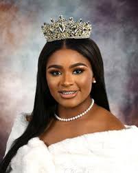 Young Ladies of NOLA debuts 19 at 'Debs' Universities' ball