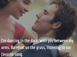Quali canzoni da dedicare alla mamma? Frasi Canzoni D Amore Testi Belli E Romantici Da Dedicare A Tutto Donna