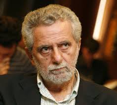 Σέρβικο «χρυσό κέικ», πανζερότι, ιταλικά πιτάκια, καρυ λαχανικων. Anadiplwsh Dritsa Meta Tis Antidraseis Gia Tis Dhlwseis Toy Gia Thn 17 Noembrh Mononews