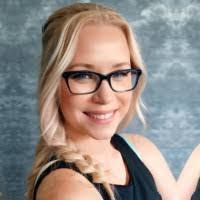 Irina Girbea's Instagram, Twitter & Facebook