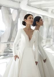 Feel good about heading back to the movie theaters with a whole new way. Die Pronovias Kollektion Fur 2021 Hollywood Glamour Fur Ihre Hochzeit In 2020 Kleid Hochzeit Hochzeitskleid Silhouette Pronovias Brautkleid