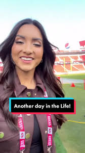 Spend gameday with team reporter Lindsey! #NFL #49ers #reporter