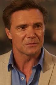 Sequin in a Blue Room Reviews