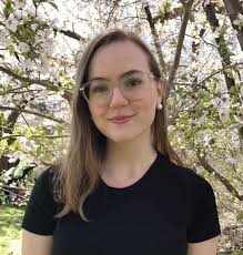 Sadie Graves's Instagram, Twitter & Facebook