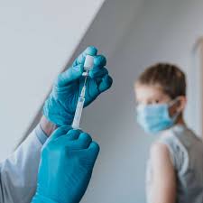 Eine generelle empfehlung solle es aber nicht geben. Neue Empfehlung Fur Corona Impfung Bei Kindern Was Eltern Jetzt Wissen Mussen Politik