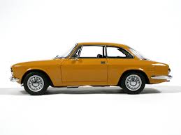 Image result for Giallo 1967 Alfa-Romeo