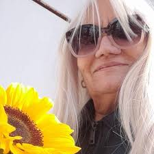 🍿 Carla Peterson brilló en la avant premiere de El Eternauta  https://www.mdzol.com/estilo/2025/5/2/carla-peterson-brillo-en-la-avant-premiere-de-el-eternauta-mira-el-video-1206399.html