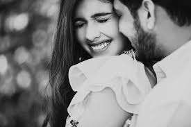Black And White Photography Is The New Pre Wedding Photoshoot Love Wedding Photoshoot Pre Wedding Photoshoot Pre Wedding Shoot Ideas